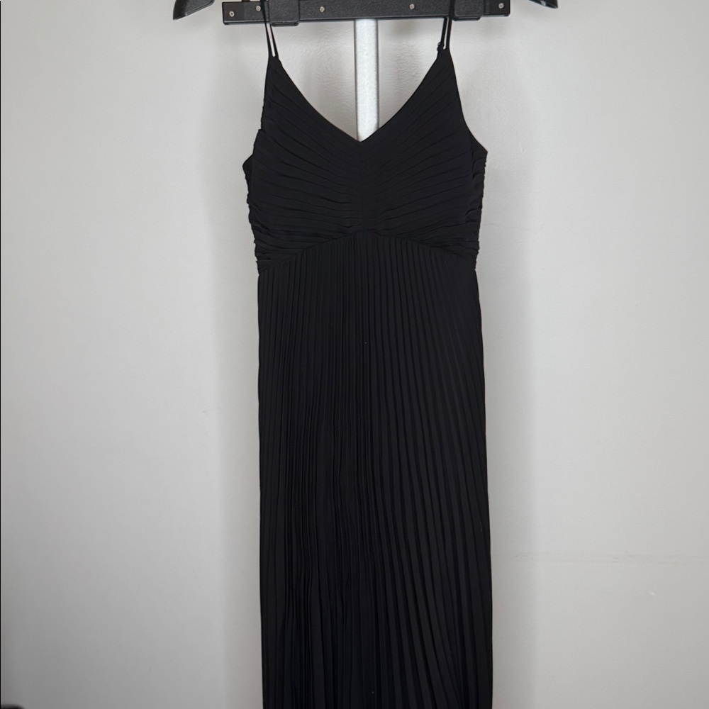 Babaton Black Pleated Maxi Dress